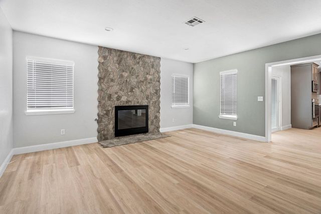 360 Mount Oso Ave, Tracy, CA 95376