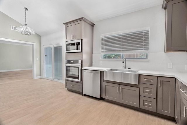 360 Mount Oso Ave, Tracy, CA 95376