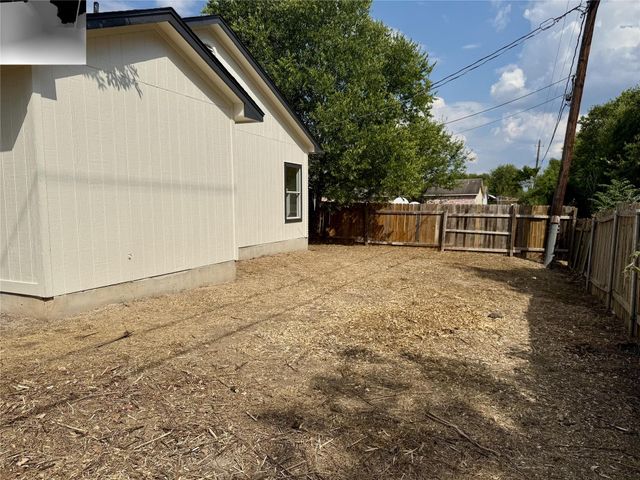 4505 Quicksilver BLVD, Austin, TX 78744