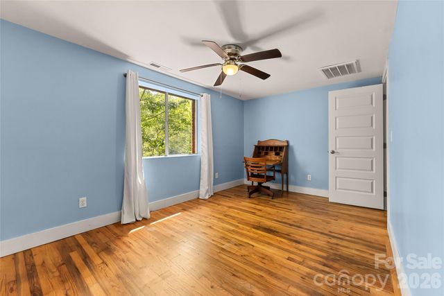 108 Wilrecar Drive, Black Mountain, NC 28711