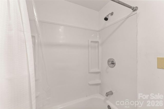 108 Wilrecar Drive, Black Mountain, NC 28711