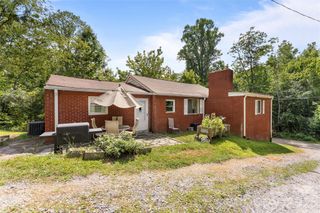 108 Wilrecar Drive, Black Mountain, NC 28711