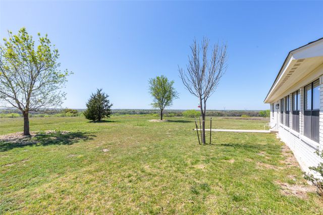 642 FM 3200, Comanche, TX 76442