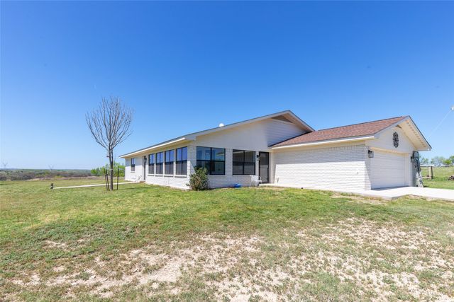 642 FM 3200, Comanche, TX 76442