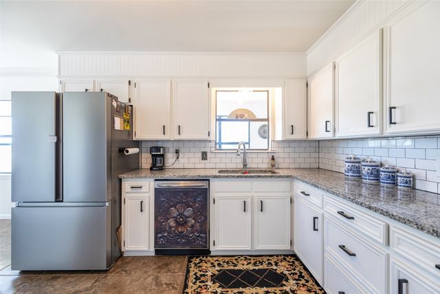 642 FM 3200, Comanche, TX 76442