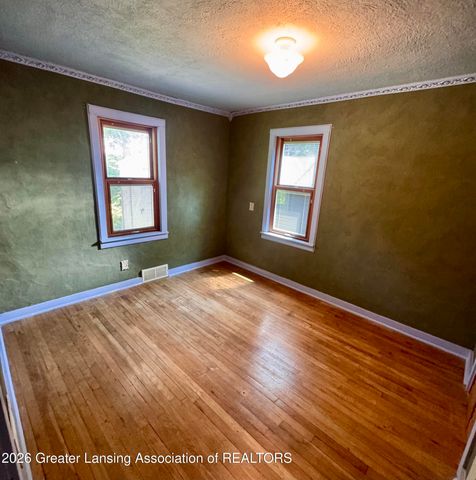 535 Hamilton Avenue, Lansing, MI 48910
