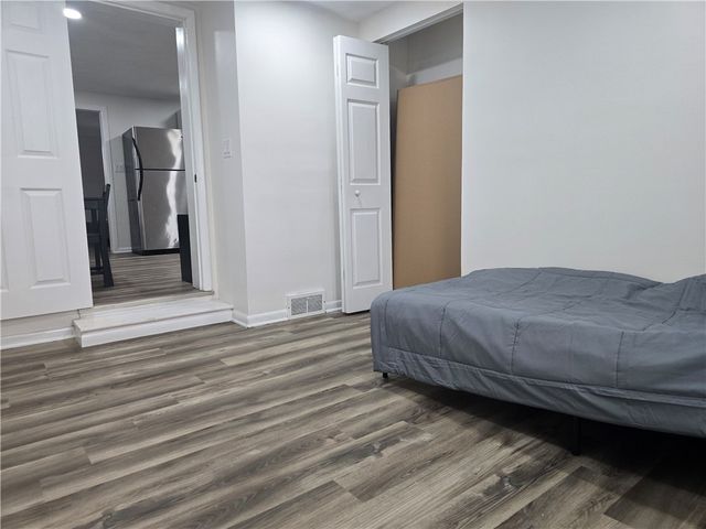 323 S 5th Street, Jeannette, PA 15644