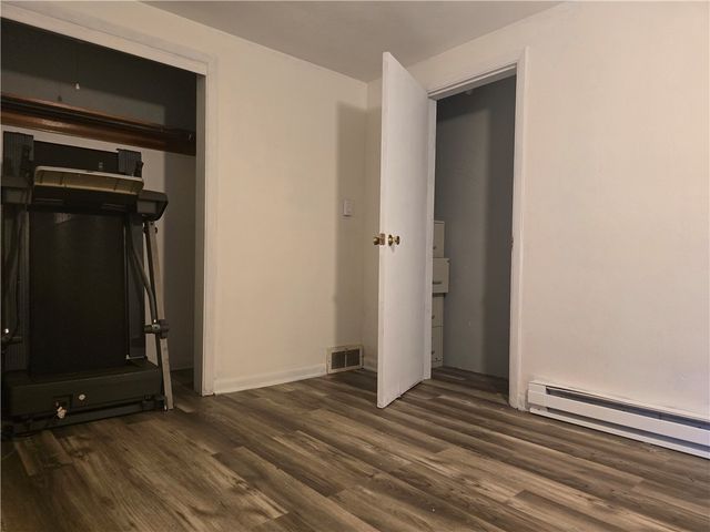 323 S 5th Street, Jeannette, PA 15644