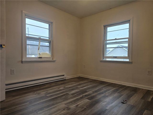 323 S 5th Street, Jeannette, PA 15644