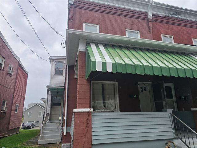 323 S 5th Street, Jeannette, PA 15644