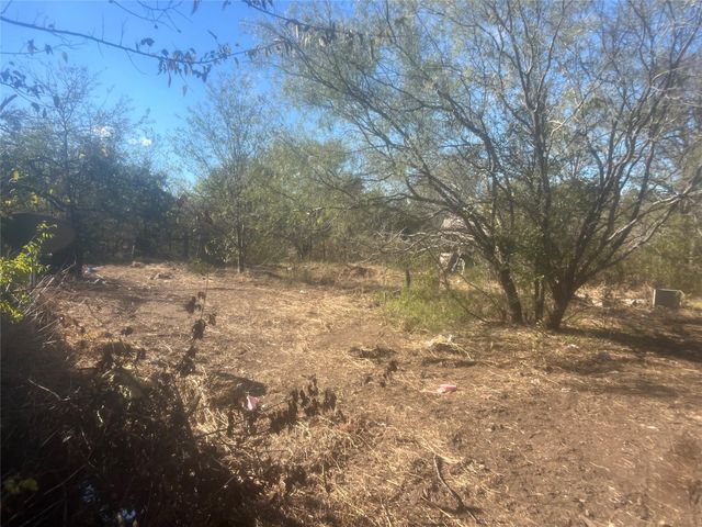 23933 Sagewood Lane, Bedias, TX 77831