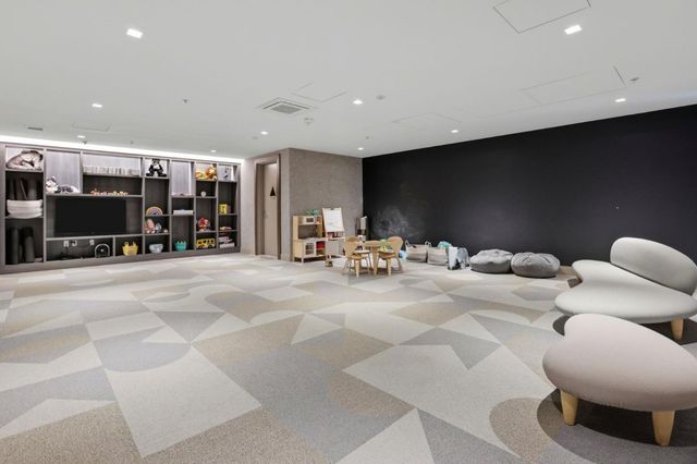 1 Bristol Court 515, San Francisco, CA 94130