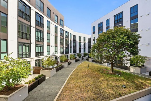 1 Bristol Court 515, San Francisco, CA 94130