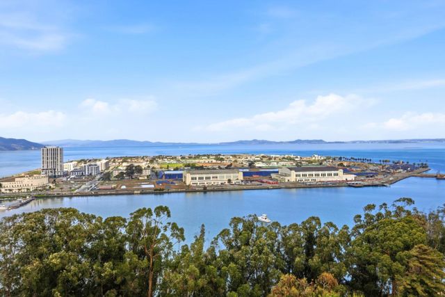 1 Bristol Court 515, San Francisco, CA 94130