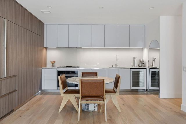 1 Bristol Court 515, San Francisco, CA 94130