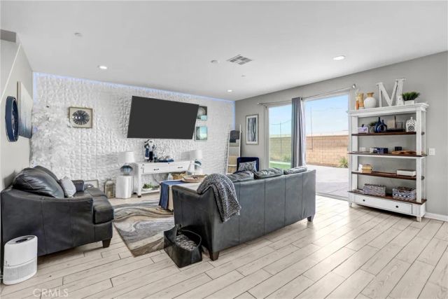 4570 Eagle Avenue, Perris, CA 92571