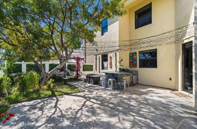 9331 W 35th Avenue, Hialeah, FL 33018