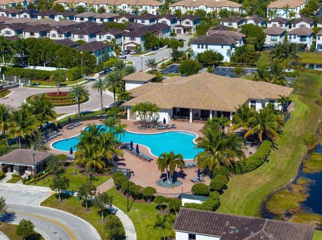 9331 W 35th Avenue, Hialeah, FL 33018