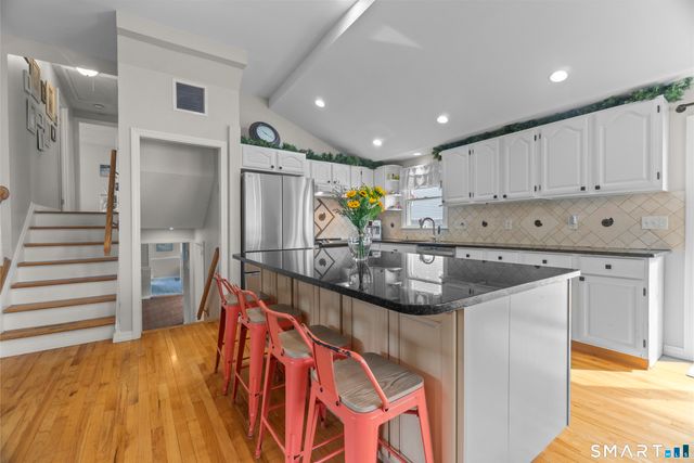 26 Willard Avenue, Old Saybrook, CT 06475