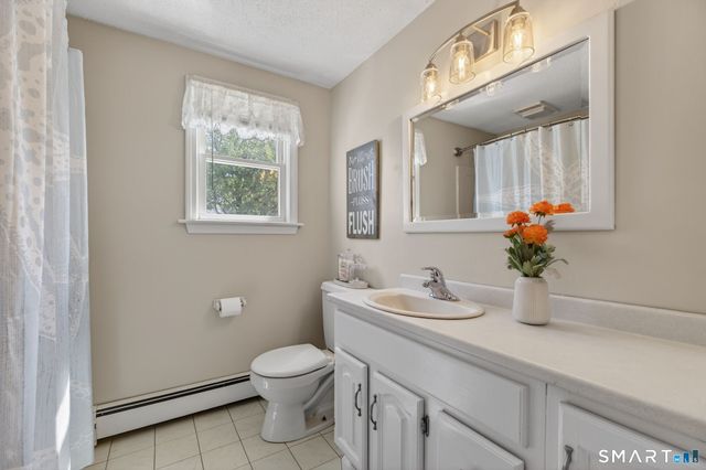 26 Willard Avenue, Old Saybrook, CT 06475