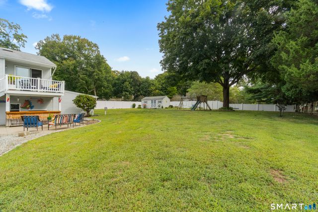 26 Willard Avenue, Old Saybrook, CT 06475