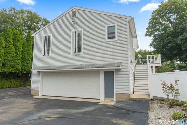 26 Willard Avenue, Old Saybrook, CT 06475