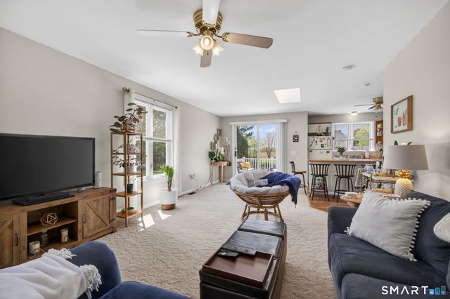 26 Willard Avenue, Old Saybrook, CT 06475