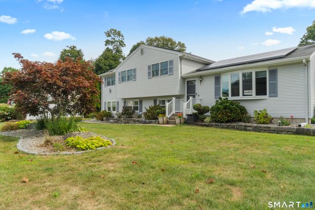26 Willard Avenue, Old Saybrook, CT 06475