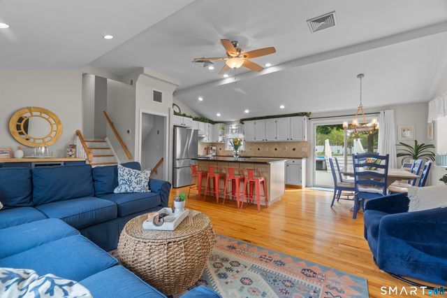 26 Willard Avenue, Old Saybrook, CT 06475