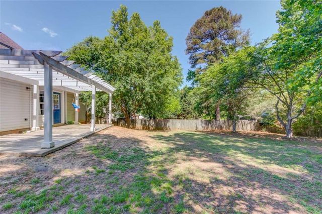 502 Towler Shoals View, Loganville, GA 30052