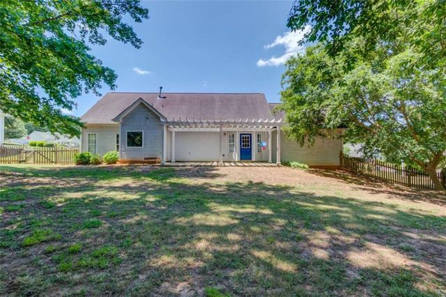 502 Towler Shoals View, Loganville, GA 30052