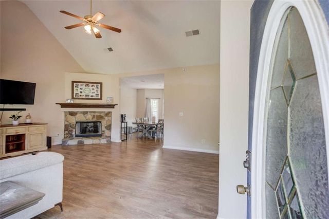 502 Towler Shoals View, Loganville, GA 30052