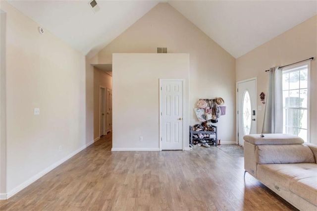 502 Towler Shoals View, Loganville, GA 30052