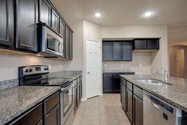 2006 Enchanted Rock Drive, Forney, TX 75126