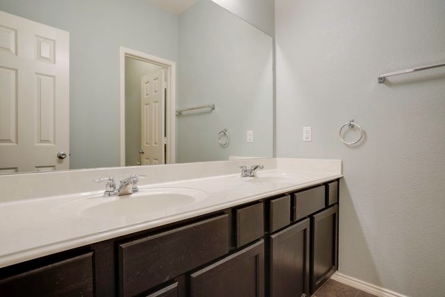 2006 Enchanted Rock Drive, Forney, TX 75126