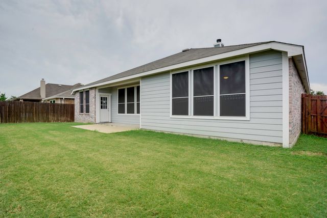 2006 Enchanted Rock Drive, Forney, TX 75126