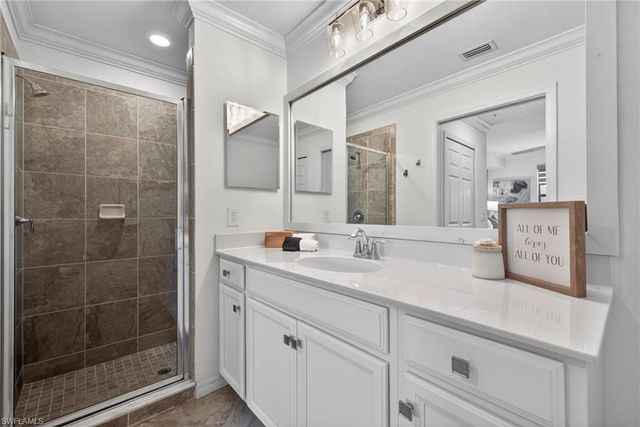 9584 Trevi CT 5214, Naples, FL 34113