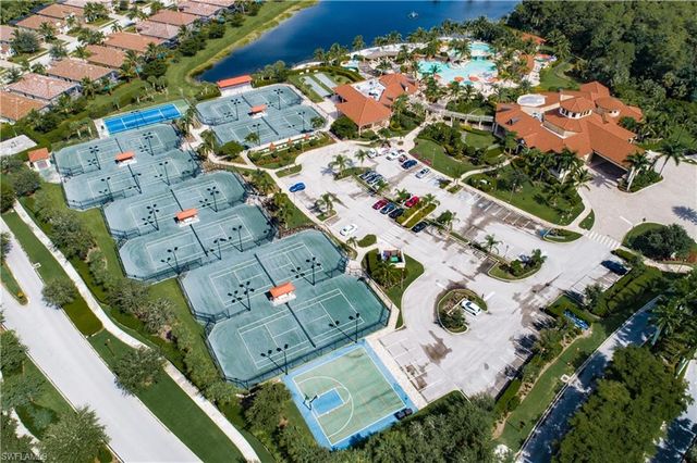 9584 Trevi CT 5214, Naples, FL 34113