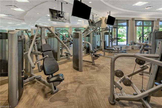 9584 Trevi CT 5214, Naples, FL 34113