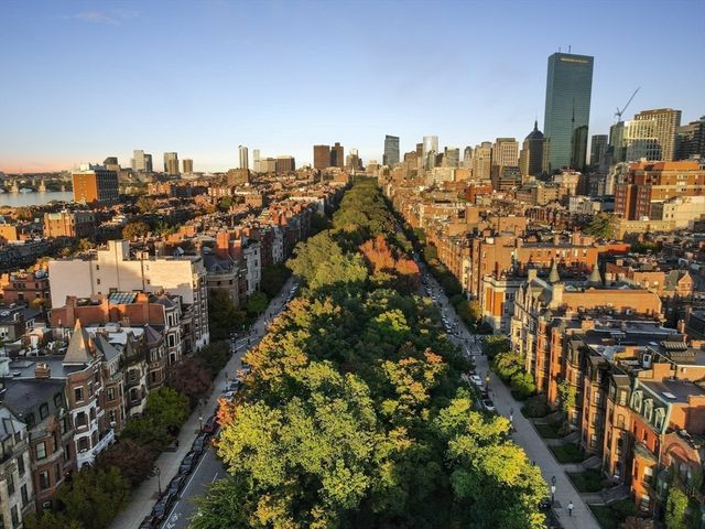 333 Commonwealth Ave 14, Boston, MA 02115