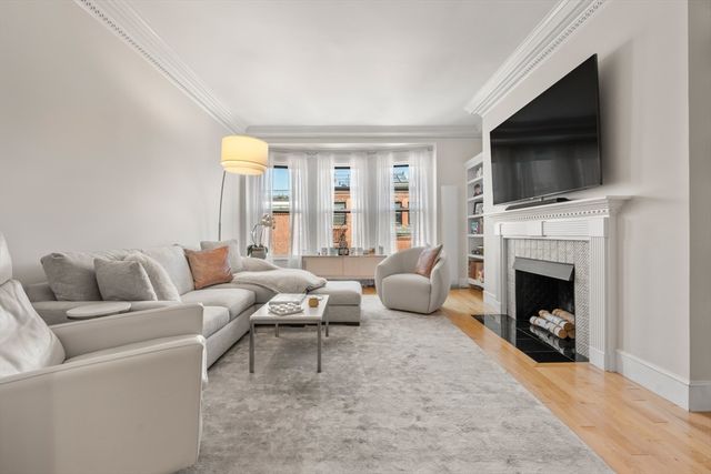 333 Commonwealth Ave 14, Boston, MA 02115