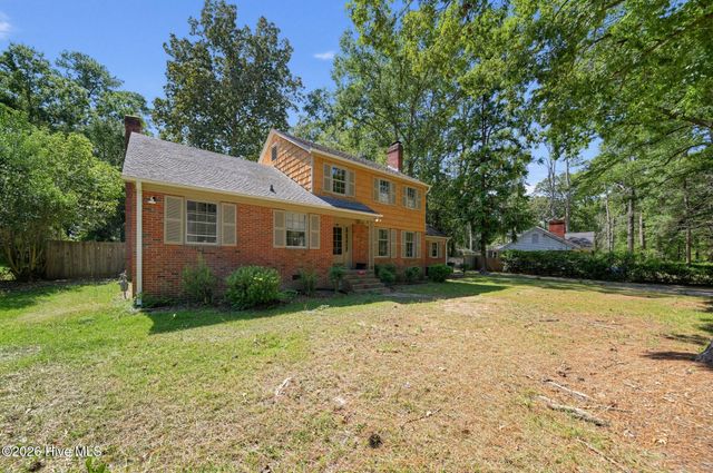 2207 Stallings Drive, Kinston, NC 28504