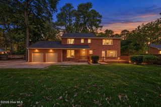 2207 Stallings Drive, Kinston, NC 28504