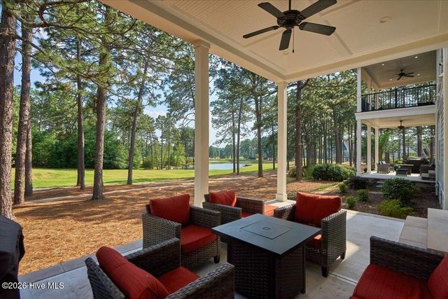 70 Cochrane Castle Circle, Pinehurst, NC 28374