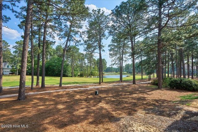 70 Cochrane Castle Circle, Pinehurst, NC 28374