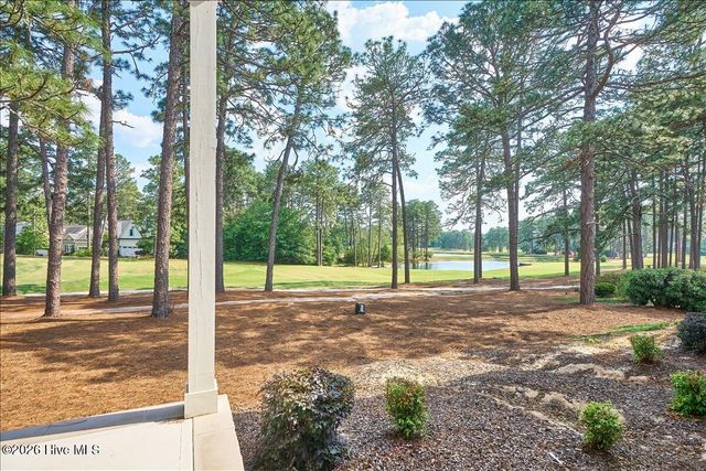 70 Cochrane Castle Circle, Pinehurst, NC 28374