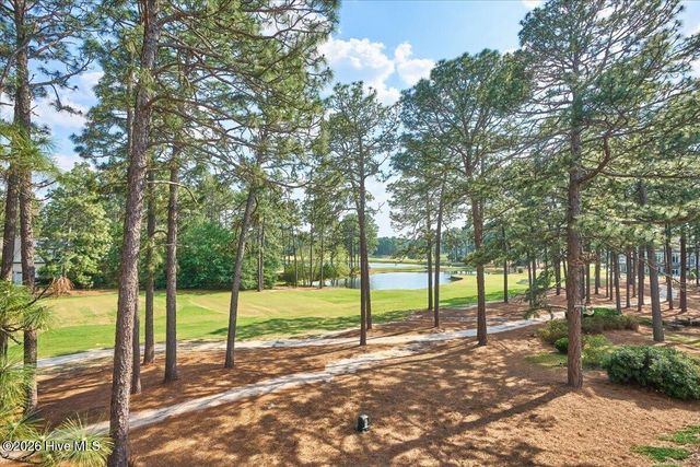 70 Cochrane Castle Circle, Pinehurst, NC 28374