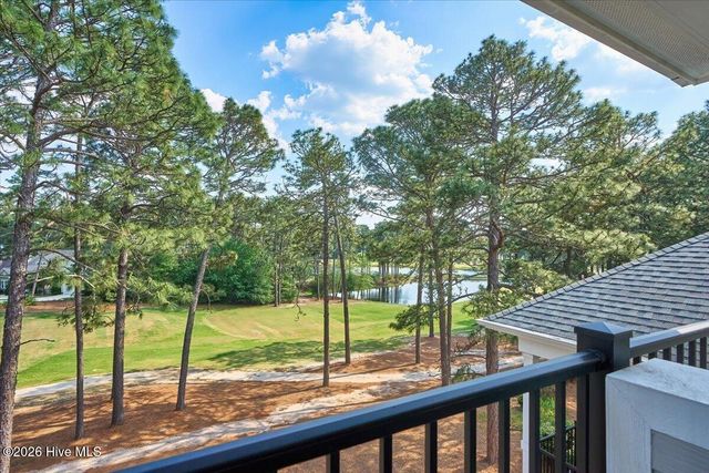 70 Cochrane Castle Circle, Pinehurst, NC 28374
