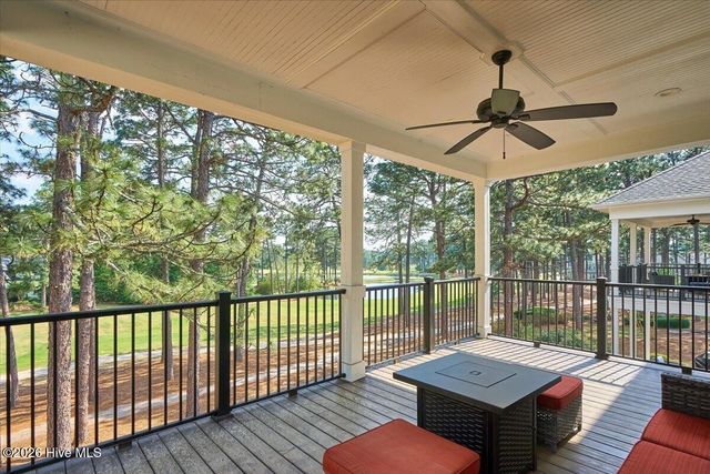 70 Cochrane Castle Circle, Pinehurst, NC 28374