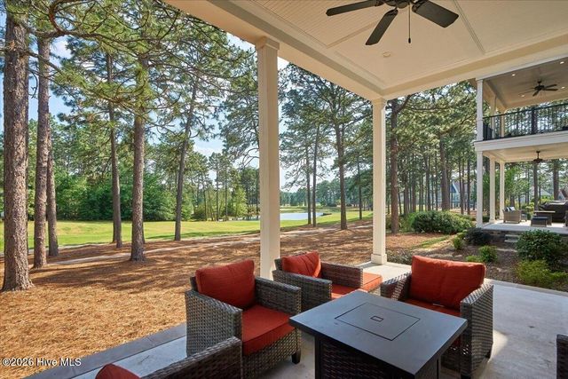 70 Cochrane Castle Circle, Pinehurst, NC 28374